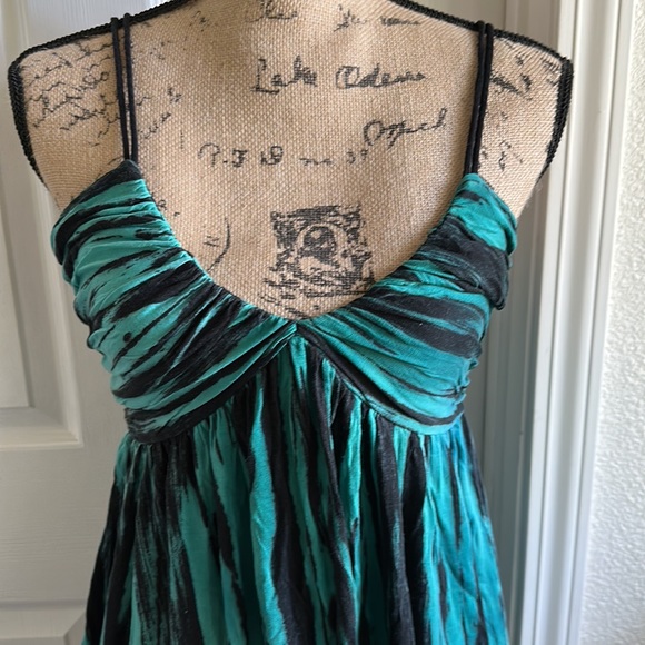 maj • vertical & horizontal lines tank • small - Picture 6 of 6